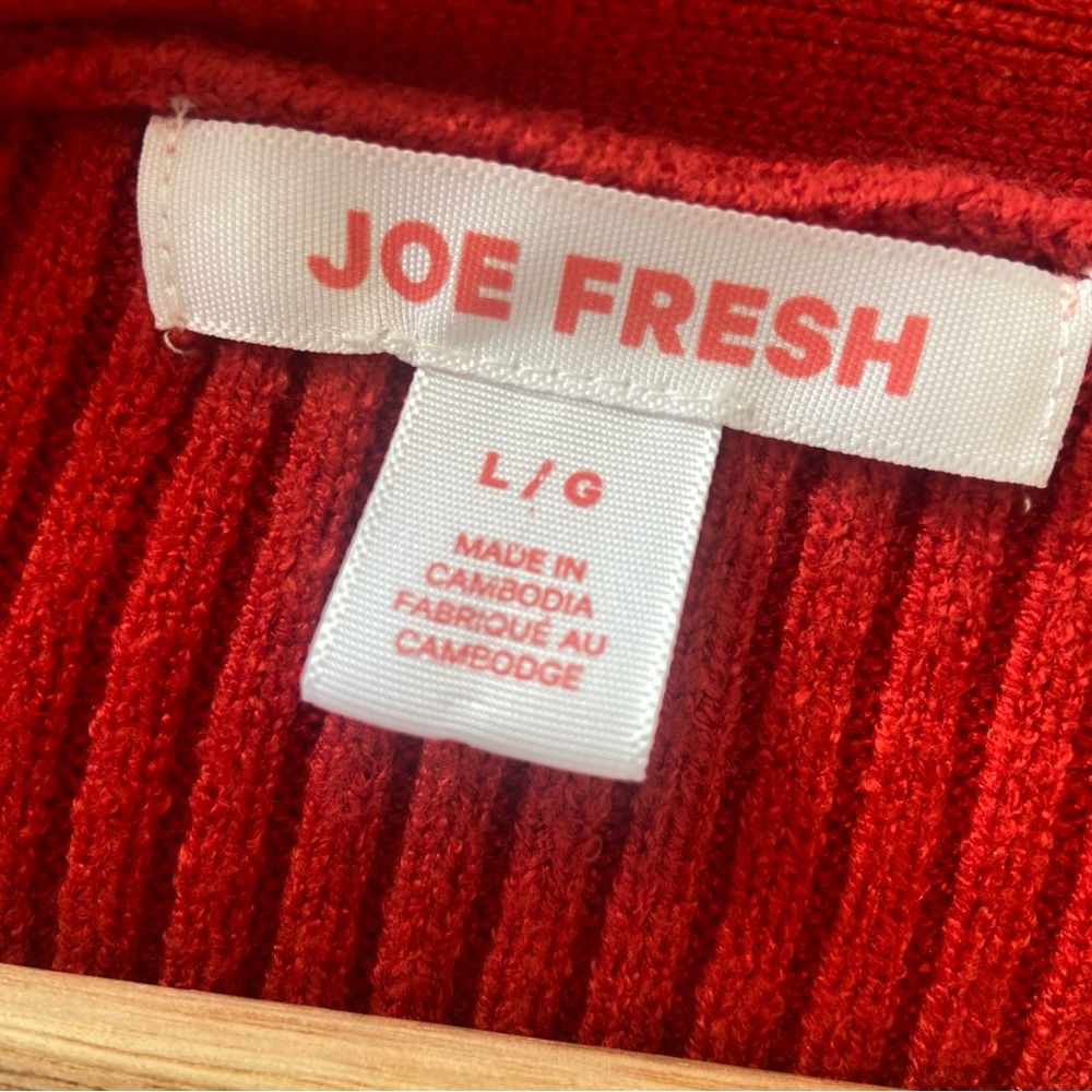 JOE FRESH BRIGHT RED RIBBED CARDIGAN WITH TORTOISE SHELL BUTTONS, LARGE - Picture 6 of 7